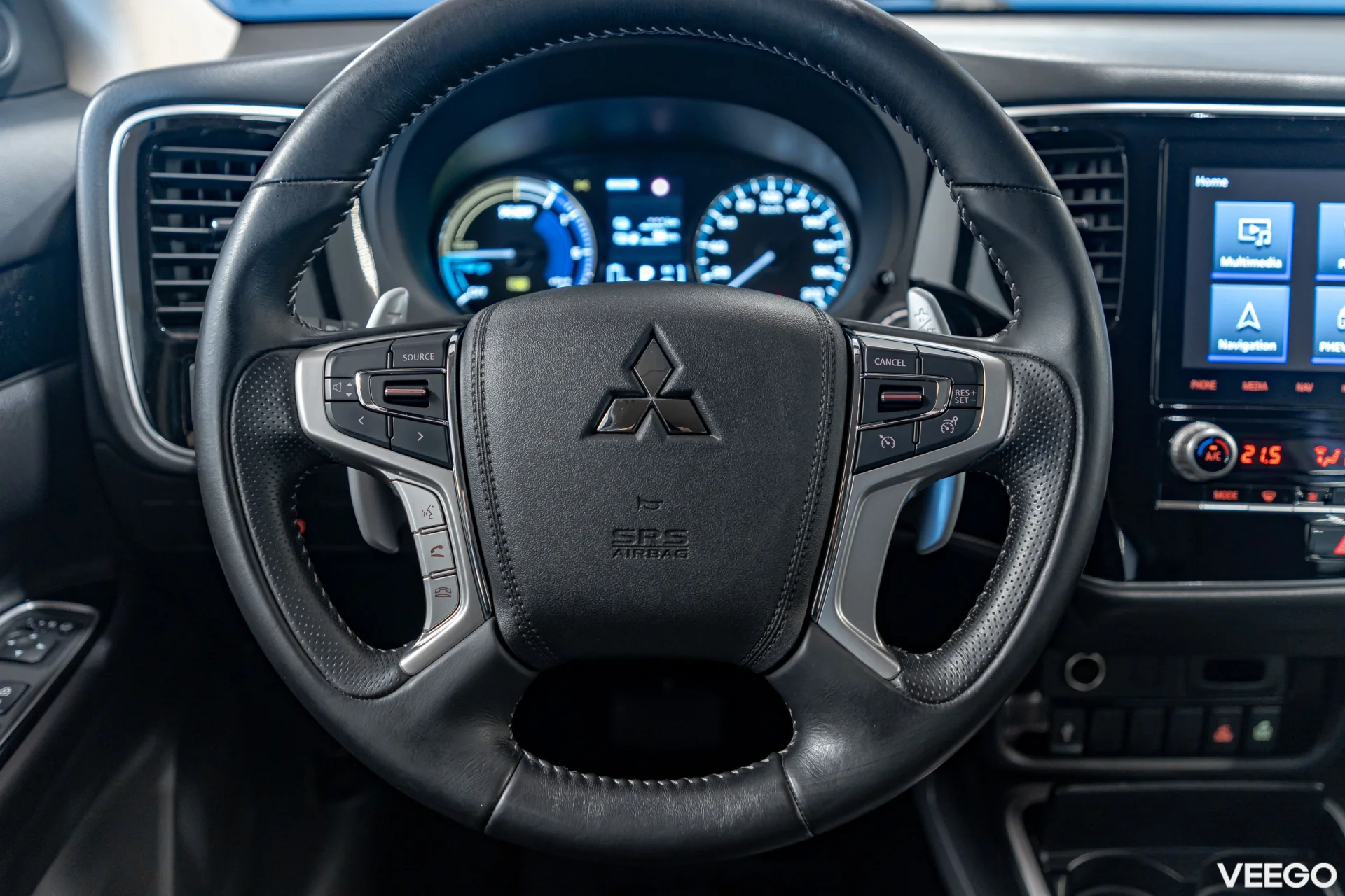 Mitsubishi Outlander Pistikhübriid (bensiin / elekter) 99kW