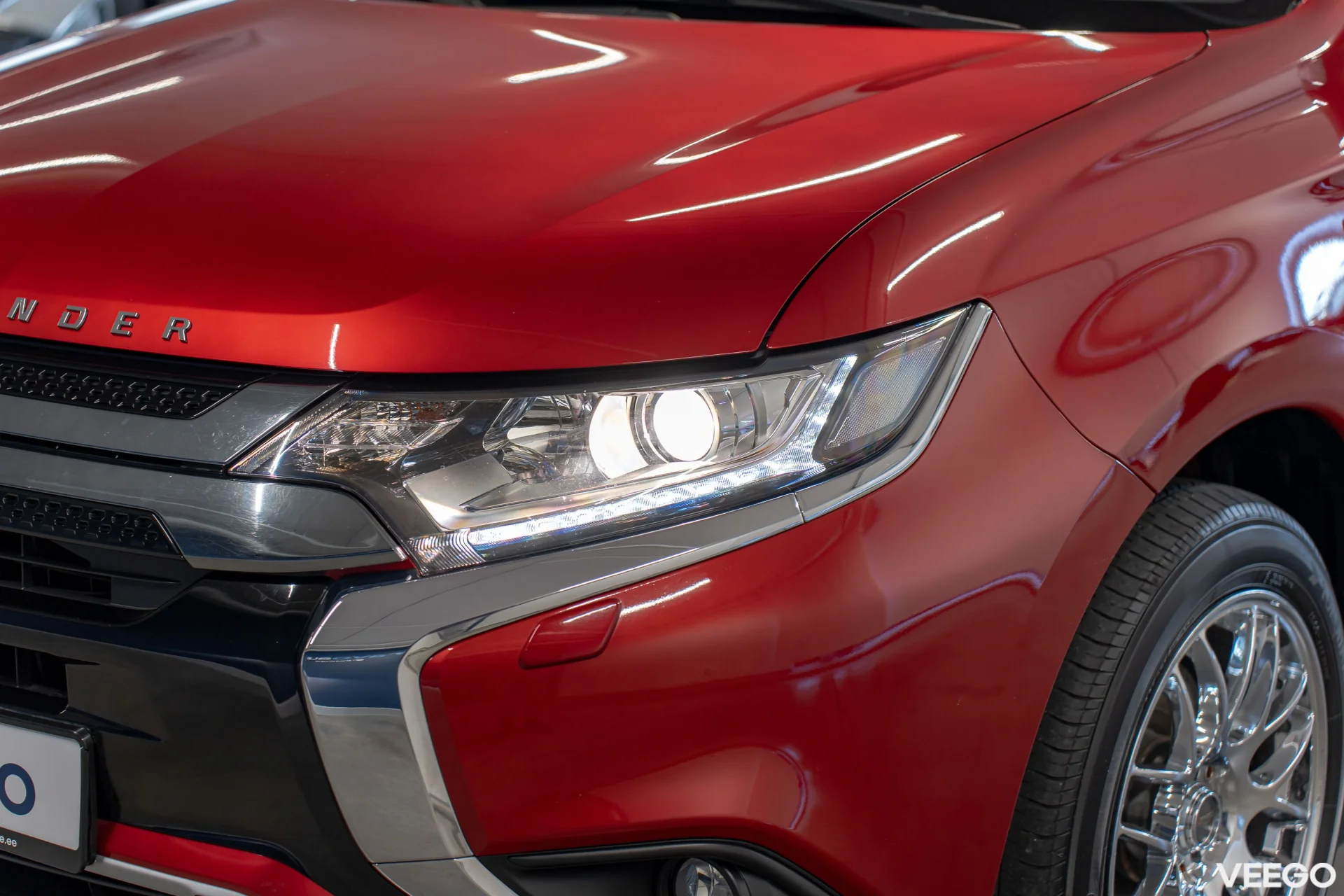 Mitsubishi Outlander Pistikhübriid (bensiin / elekter) 99kW