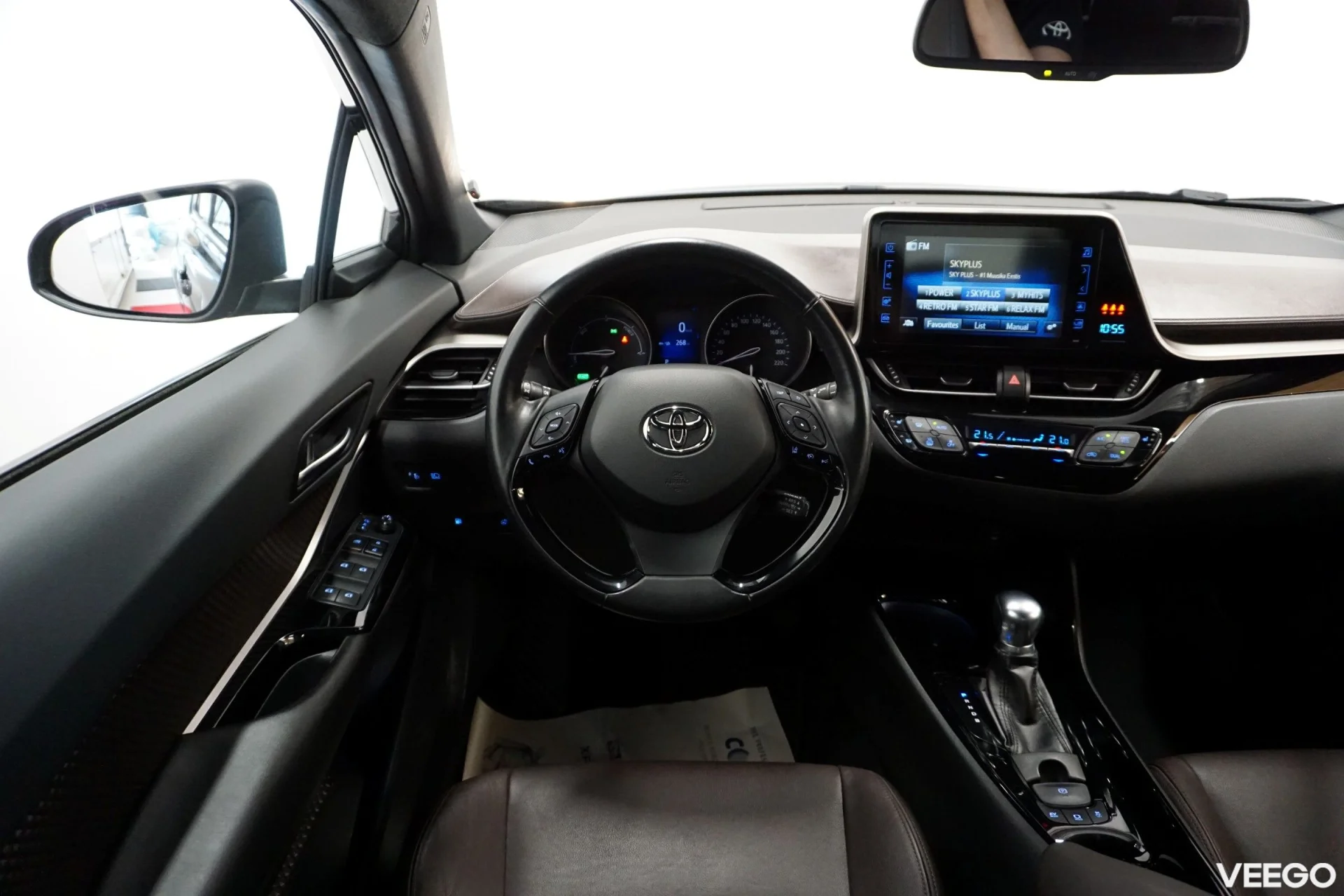 Toyota C-HR Luxury 1.8 72kW