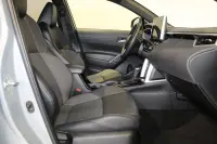 Toyota Corolla Cross Luxury 2 112kW thumbnail