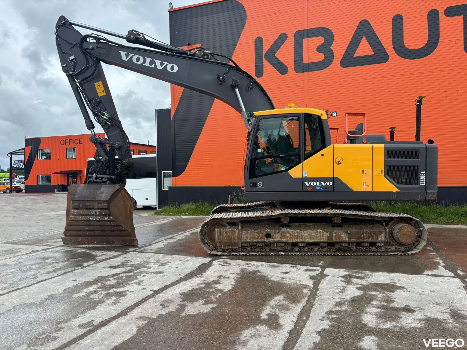 Volvo EC 220 EL 3D / TILTROTATOR / CENTRAL LUBRICATION / AC / AUXILIARY HEATER 129kW