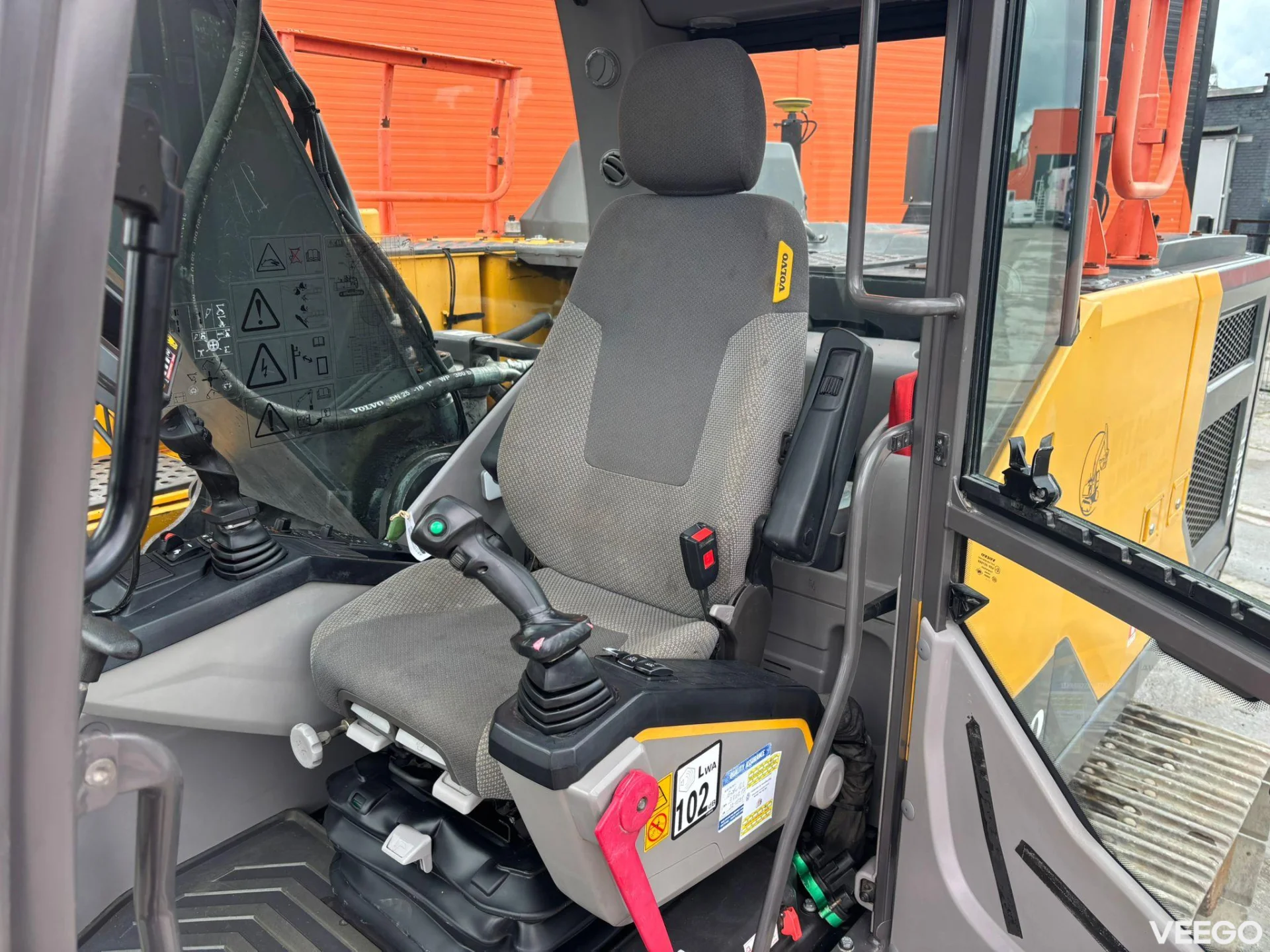 Volvo EC 220 EL 3D / TILTROTATOR / CENTRAL LUBRICATION / AC / AUXILIARY HEATER 129kW