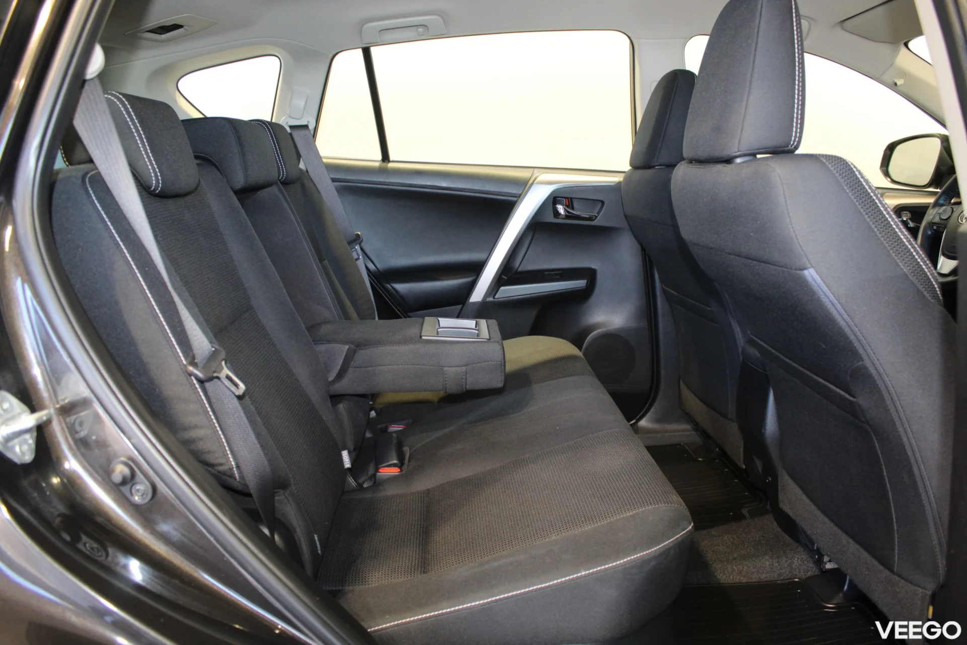 Toyota RAV4 Luxury 2.5 114kW