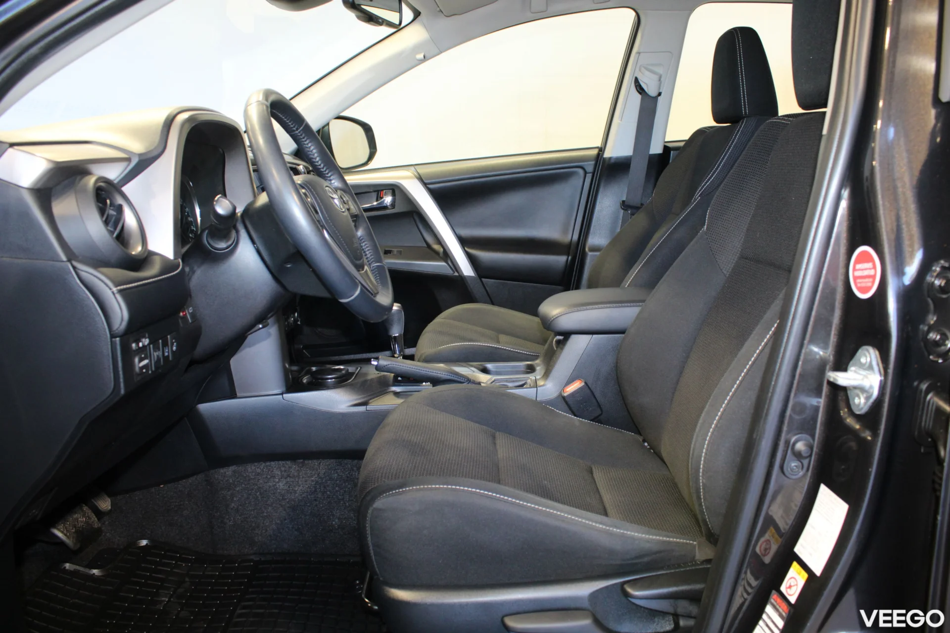 Toyota RAV4 Luxury 2.5 114kW