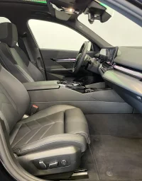 BMW 530 e xDrive Touring M-Sportpakett 2 220kW thumbnail