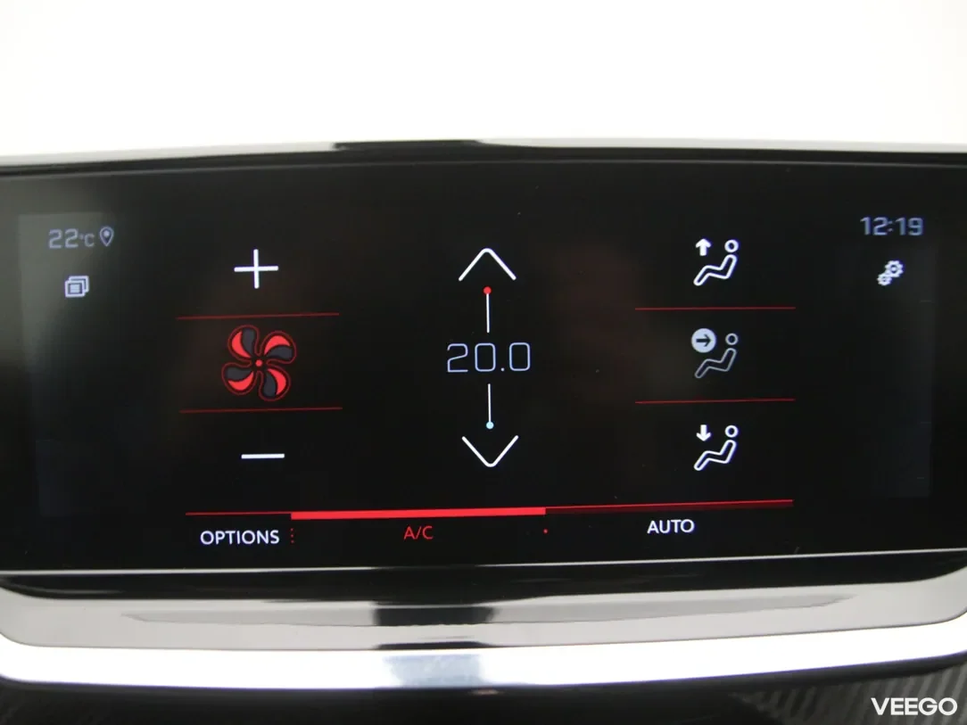 Peugeot 2008 1.5 81kW