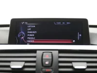 BMW 335 3 225kW thumbnail
