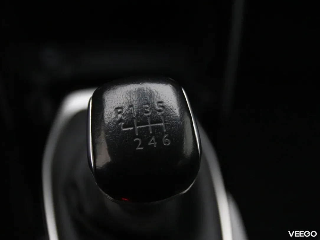 Peugeot 2008 1.5 81kW