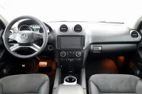 Mercedes-Benz ML300 3.0 141kW thumbnail