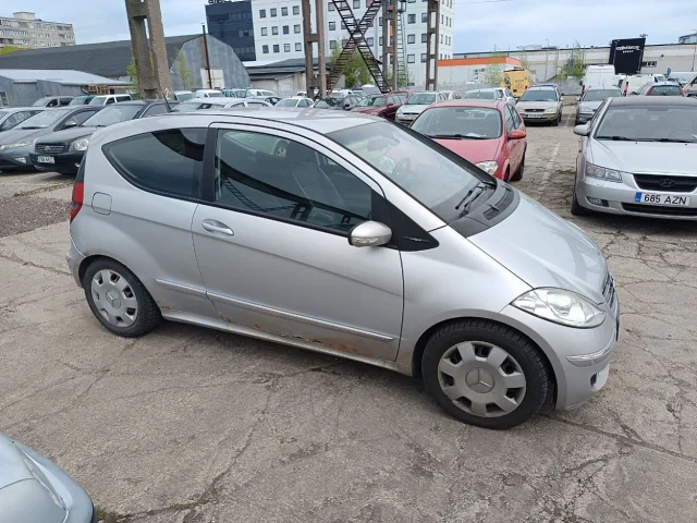 Image of Mercedes-Benz A200 2.0 104kW