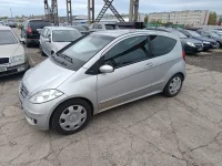 Mercedes-Benz A200 2.0 104kW thumbnail