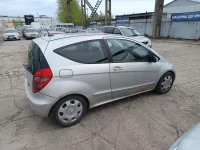 Mercedes-Benz A200 2.0 104kW thumbnail