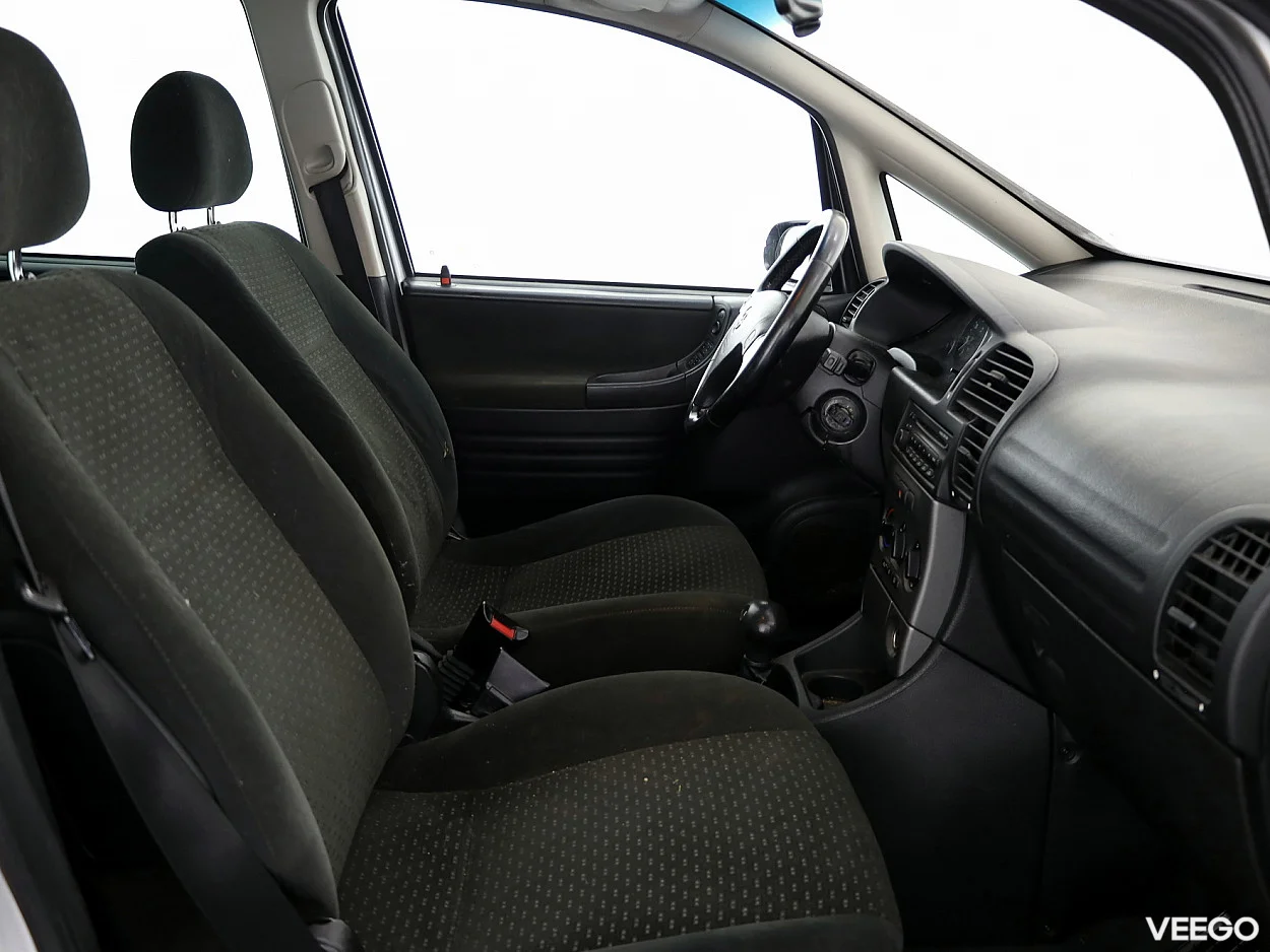 Opel Zafira 2.2 108kW
