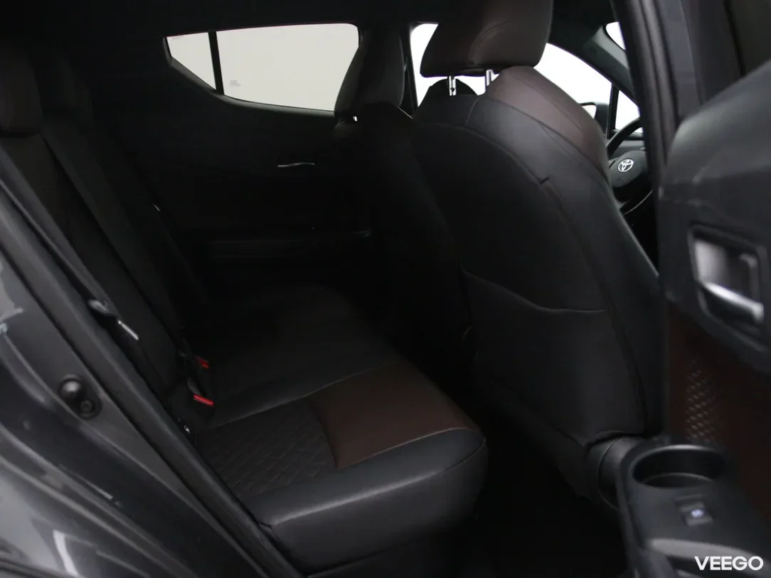 Toyota C-HR 1.8 90kW