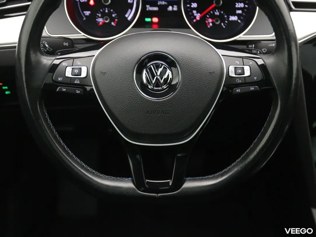 Volkswagen Passat 1.4 160kW