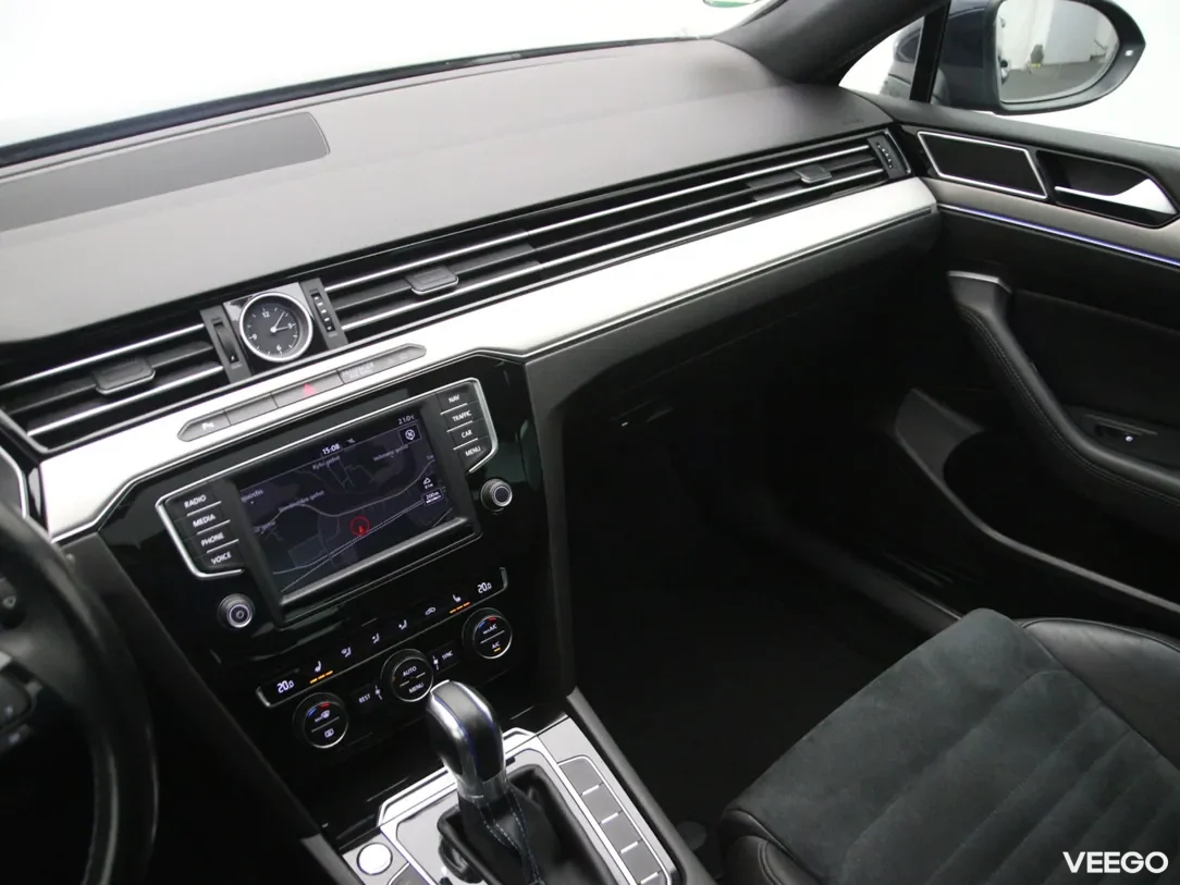 Volkswagen Passat 1.4 160kW
