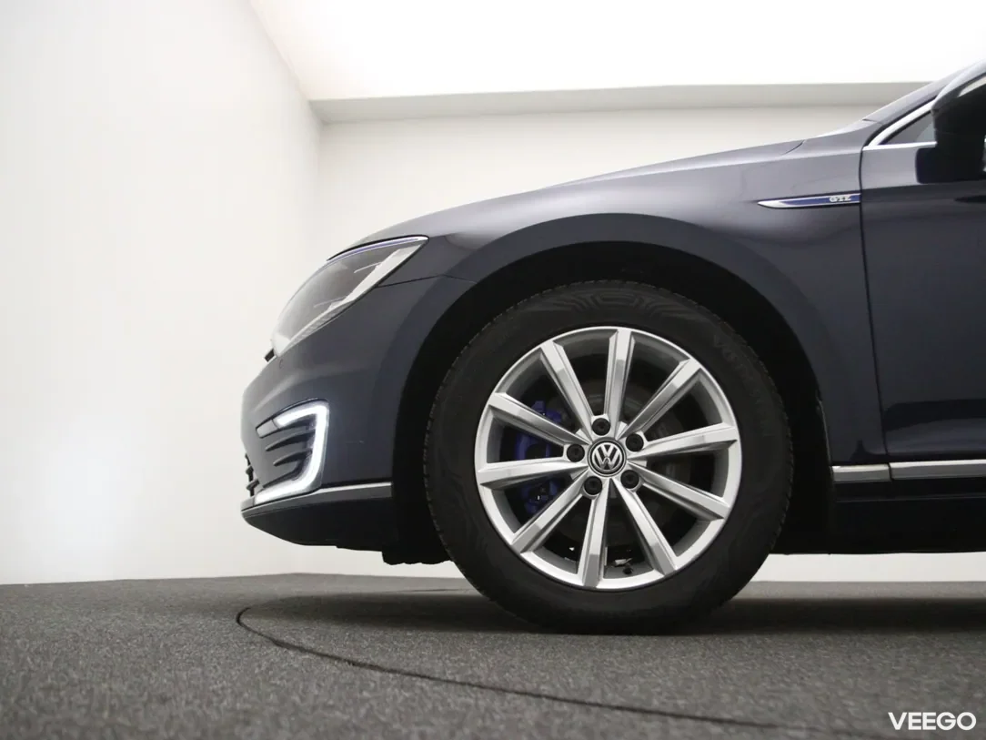 Volkswagen Passat 1.4 160kW