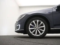 Volkswagen Passat 1.4 160kW thumbnail