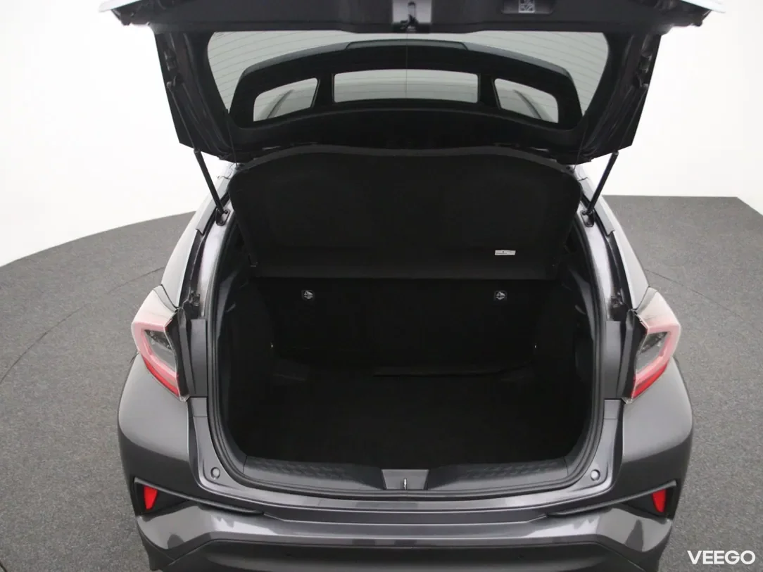 Toyota C-HR 1.8 90kW