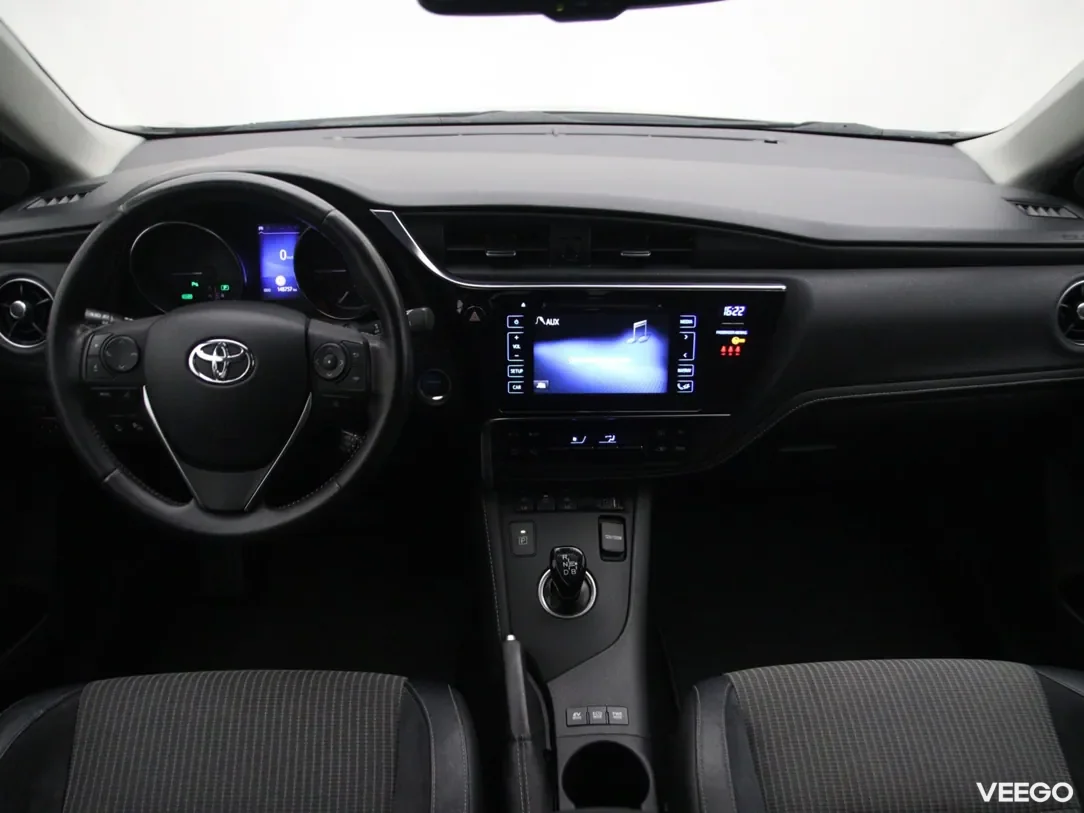 Toyota Auris 1.8 100kW