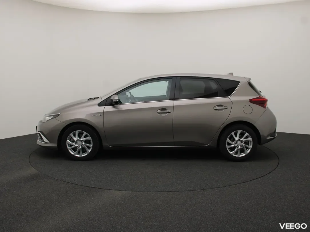 Toyota Auris 1.8 100kW
