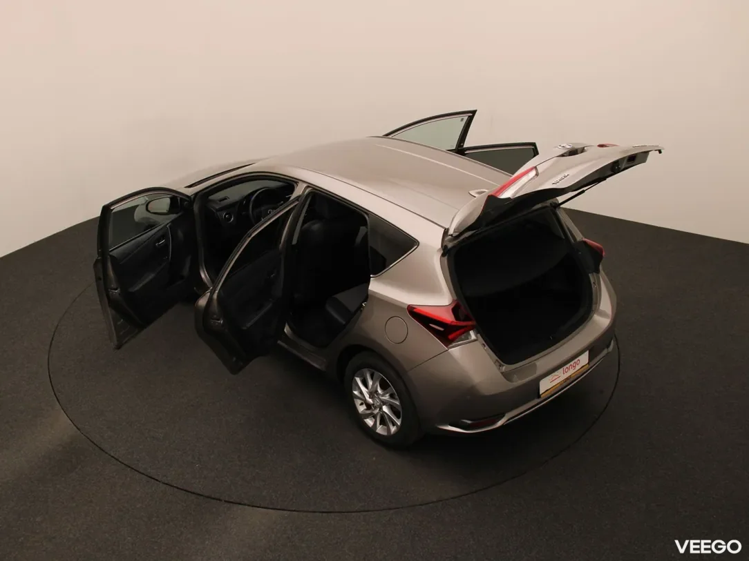Toyota Auris 1.8 100kW