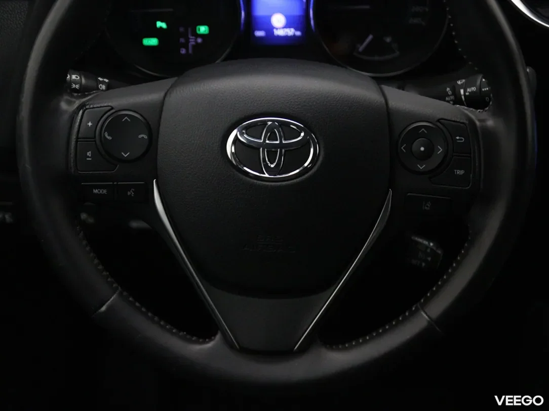 Toyota Auris 1.8 100kW