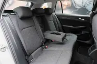Volkswagen Golf 85kW thumbnail