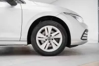 Volkswagen Golf 85kW thumbnail