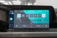 Volkswagen Golf 96kW thumbnail