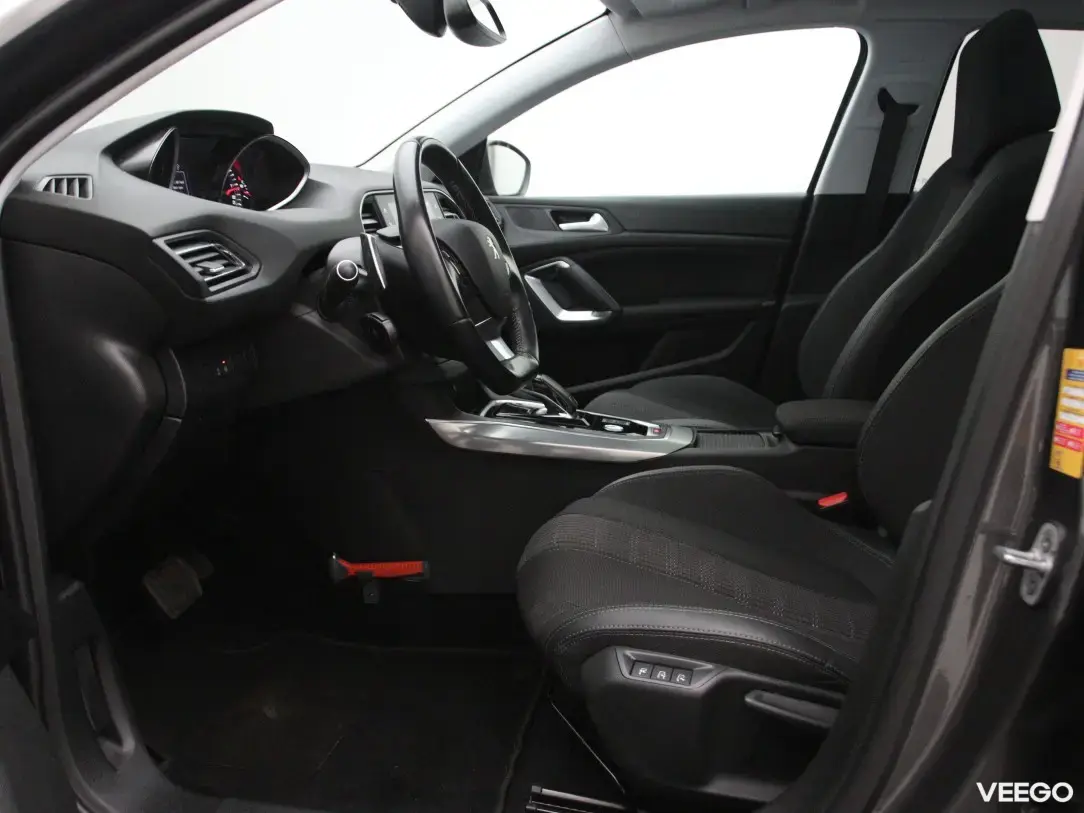 Peugeot 308 1.5 96kW