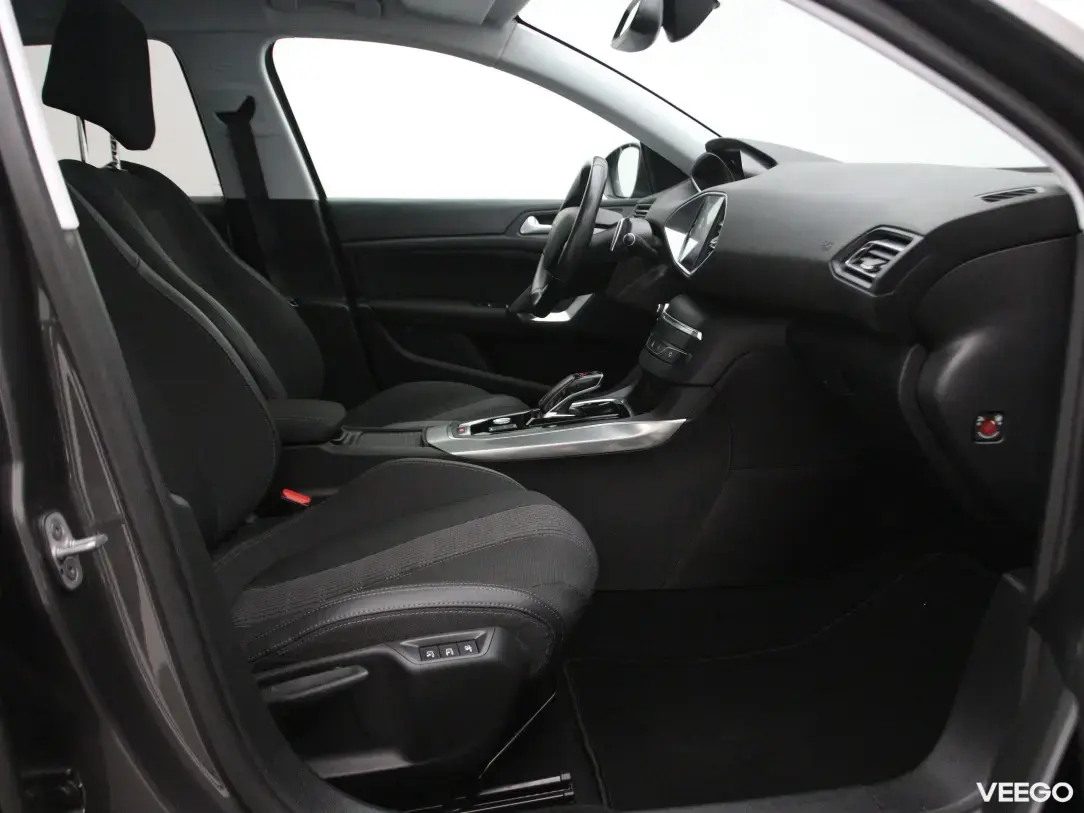 Peugeot 308 1.5 96kW