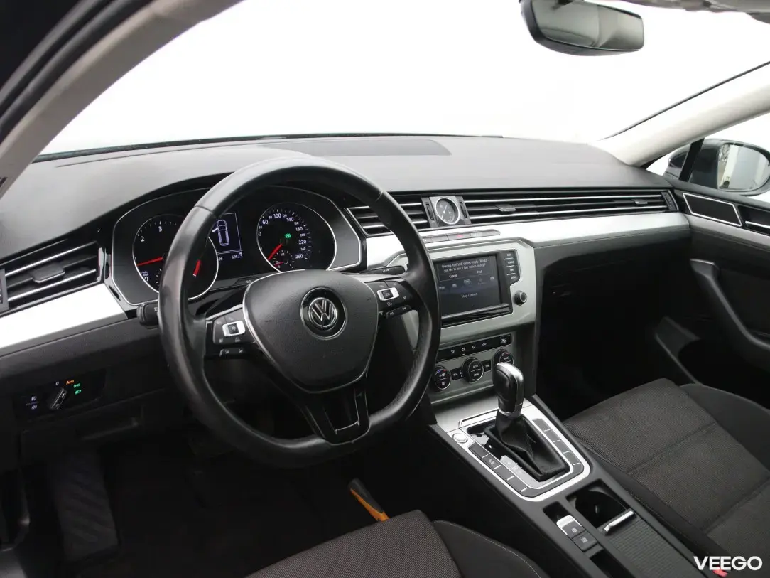Volkswagen Passat 1.6 88kW
