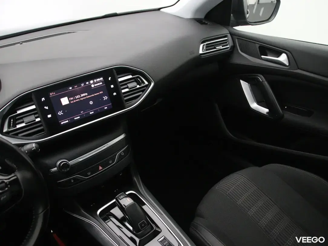 Peugeot 308 1.5 96kW