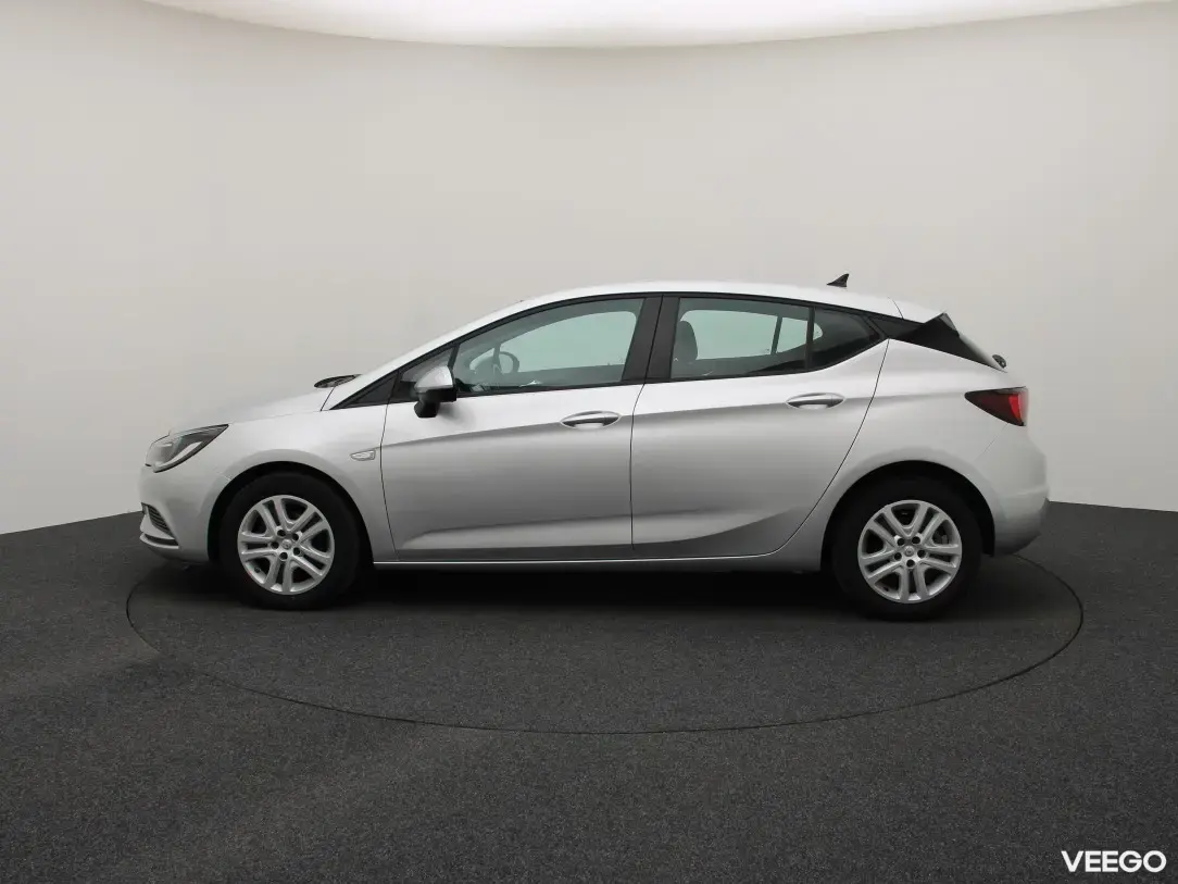 Opel Astra 1.6 81kW