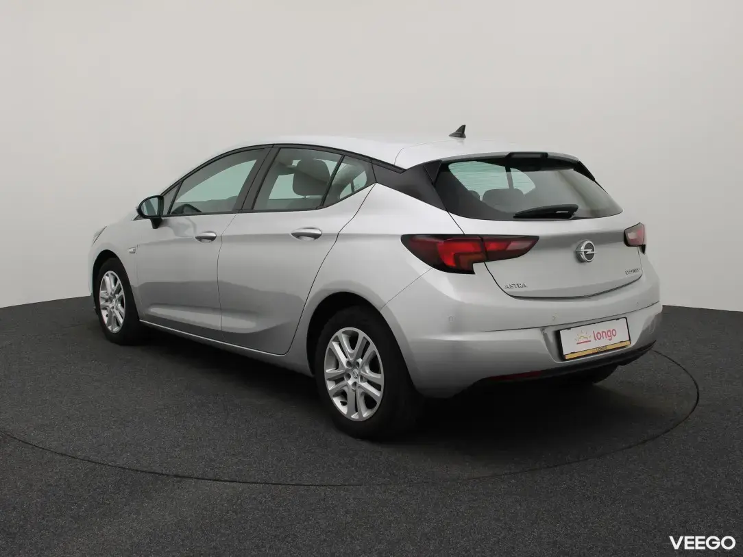 Opel Astra 1.6 81kW