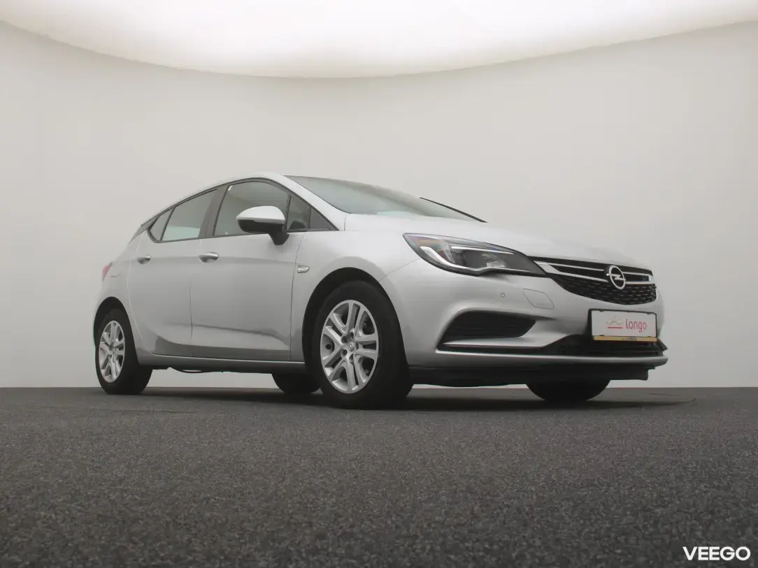 Opel Astra 1.6 81kW