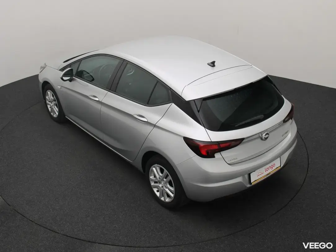 Opel Astra 1.6 81kW