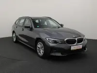 BMW 318 2 100kW thumbnail