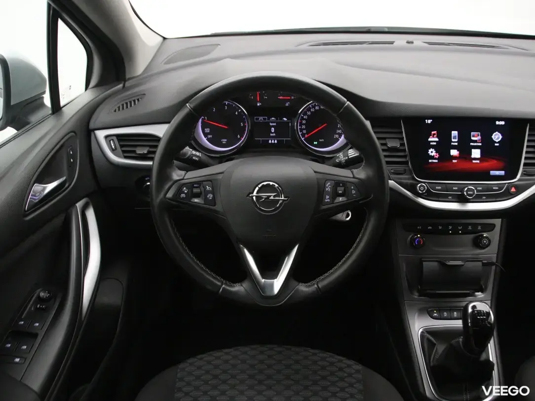 Opel Astra 1.6 81kW