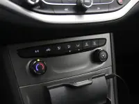 Opel Astra 1.6 81kW thumbnail