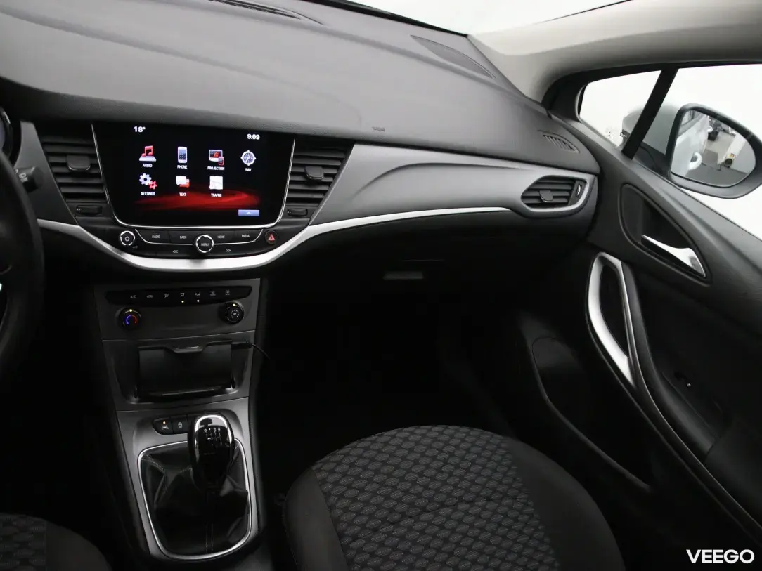 Opel Astra 1.6 81kW