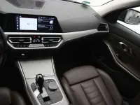 BMW 318 2 100kW thumbnail