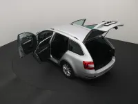 Skoda Octavia 1.5 110kW thumbnail