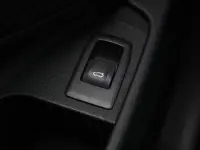 BMW 318 2 100kW thumbnail