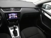 Skoda Octavia 1.5 110kW thumbnail