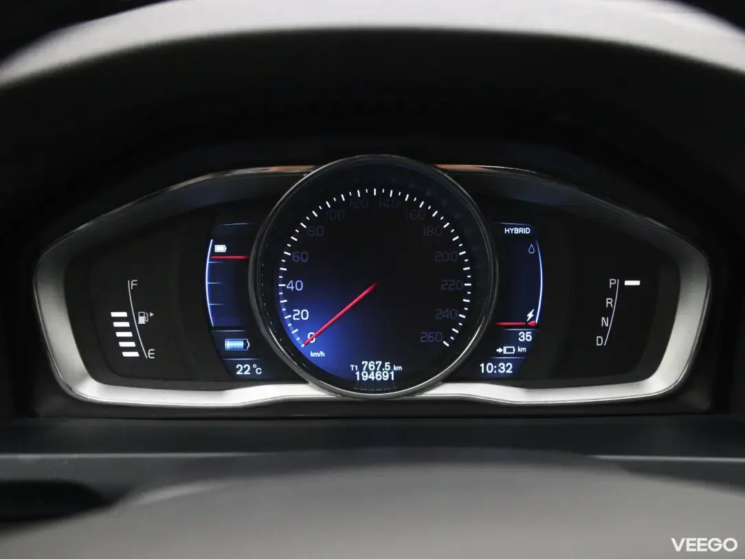 Volvo V60 2.4 158kW