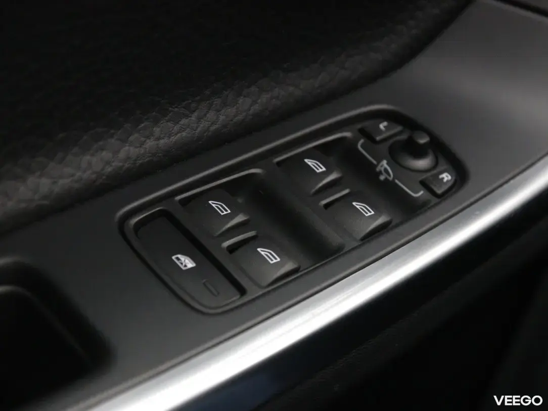 Volvo V60 2.4 158kW