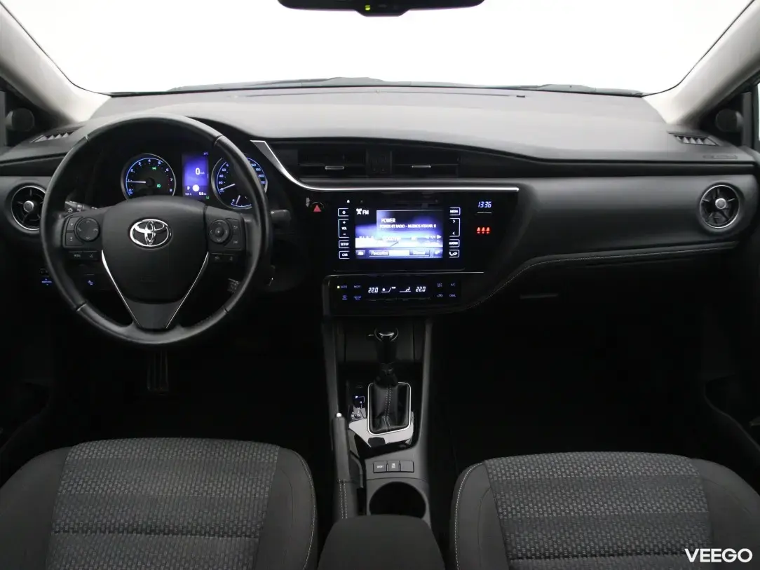 Toyota Corolla 1.6 97kW