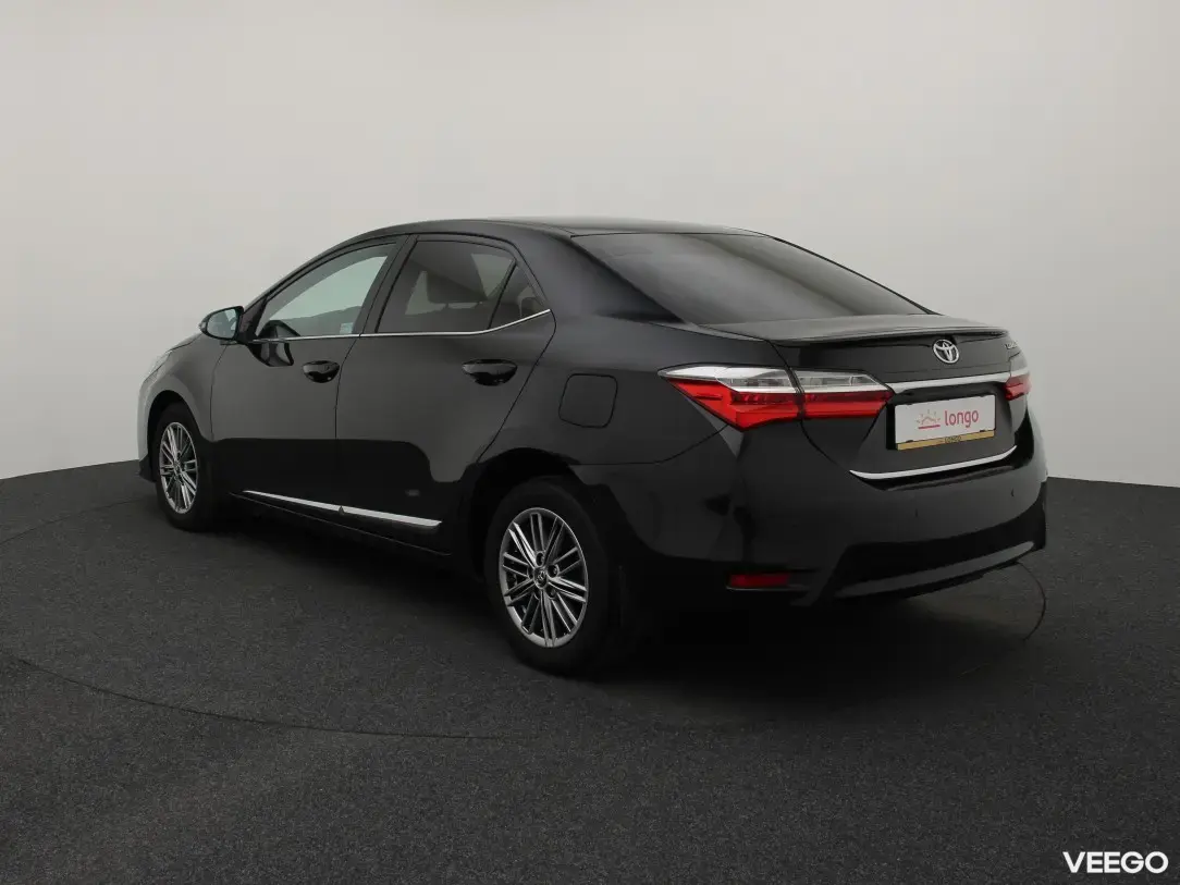 Toyota Corolla 1.6 97kW